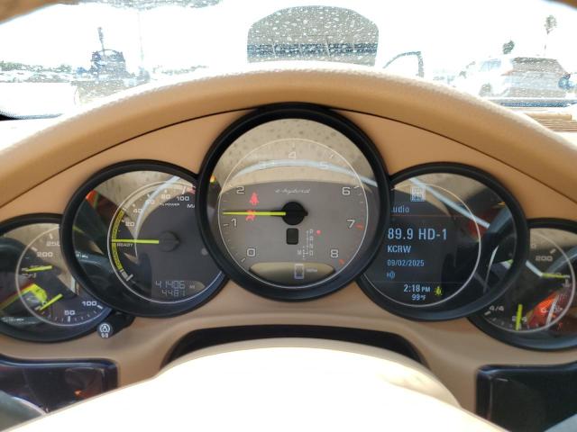 Photo 9 from auction – 2014 PORSCHE PANAMERA S with VIN WP0AD2A7XEL044447