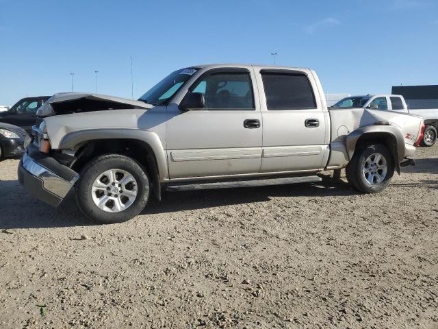 CHEVROLET SILVERADO 2004 مع رقم تعريف المركبة 2GCEK13T041434585 - صورة من المزاد