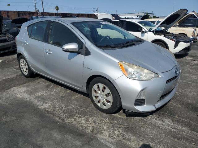 Photo 4 from auction – 2013 TOYOTA PRIUS C with VIN JTDKDTB33D1528489