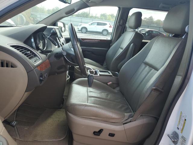 Photo 7 from auction – 2015 CHRYSLER TOWN & COU with VIN 2C4RC1BG7FR571353