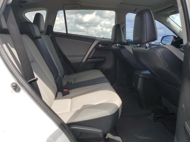 Photo 11 from auction – 2017 TOYOTA RAV4 LIMIT with VIN 2T3YFREV8HW384076