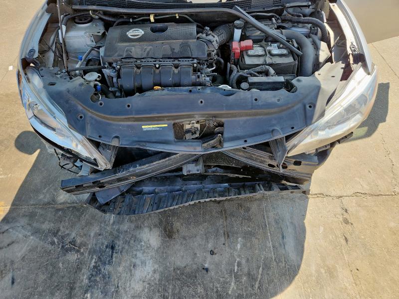 Photo 11 from auction – 2015 NISSAN SENTRA with VIN 3N1AB7AP4FY225963