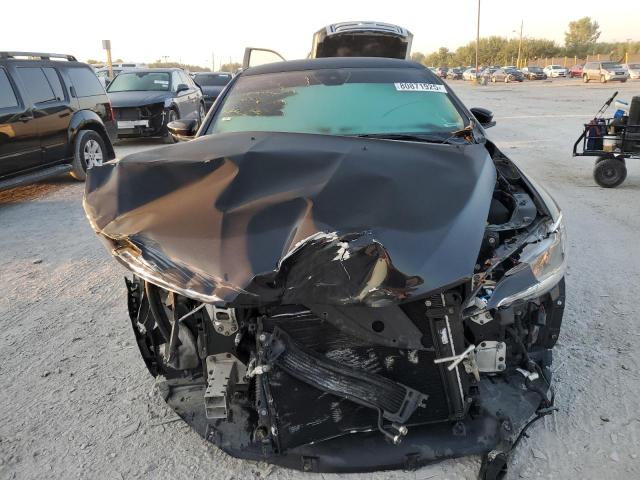 Photo 5 from auction – 2015 CHRYSLER 200 C with VIN 1C3CCCCG3FN515167