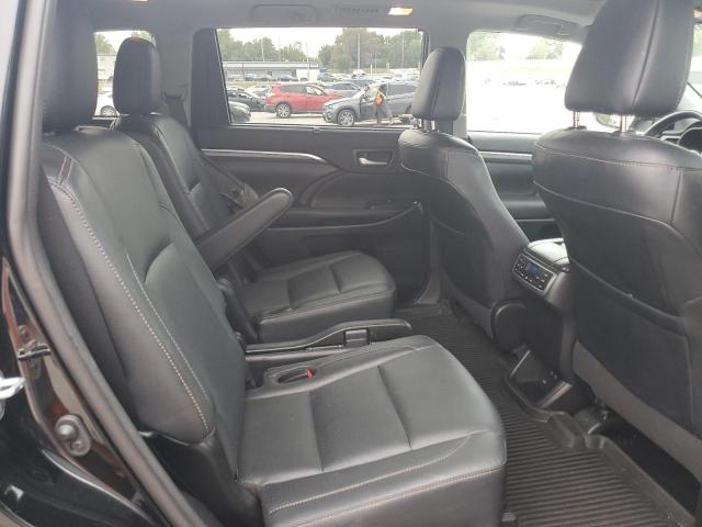 Photo 11 from auction – 2019 TOYOTA HIGHLANDER with VIN 5TDDZRFH9KS701287