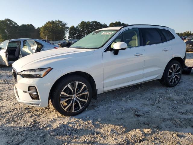 2022 VOLVO XC60