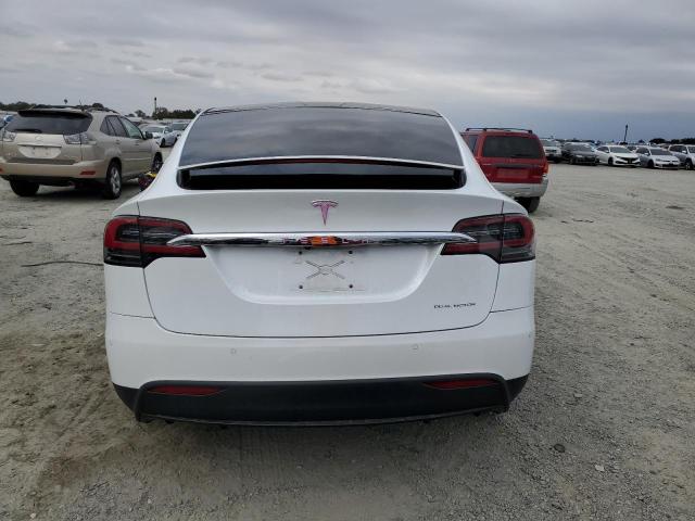 Photo 6 from auction – 2020 TESLA MODEL X with VIN 5YJXCAE27LF234387
