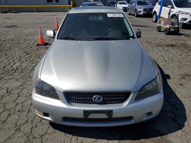 Photo 5 from auction – 2002 LEXUS IS 300 with VIN JTHBD192520063281