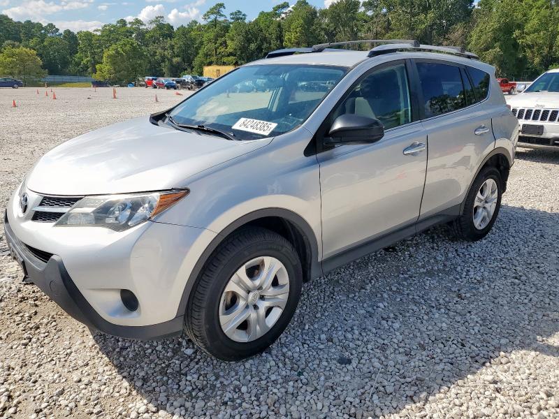 TOYOTA RAV4 LE 2015 with VIN JTMZFREV3FJ047606 - Photo from auction