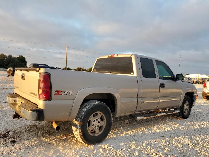 Photo 3 from auction – 2004 CHEVROLET SILVERADO K1500 with VIN 1GCEK19T94E296549