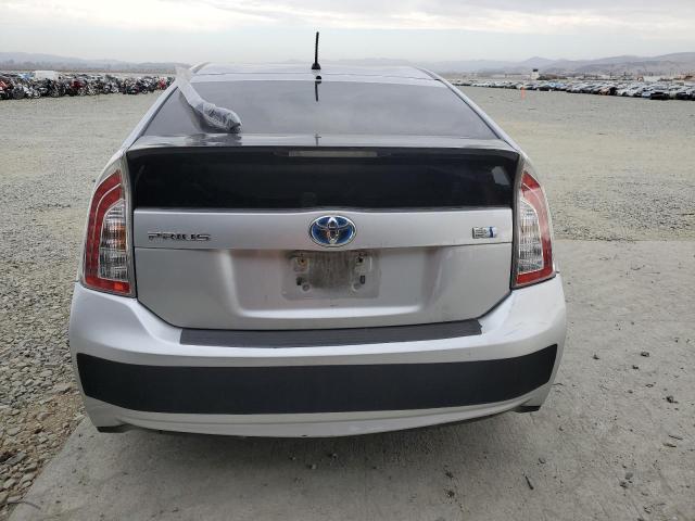 Photo 6 from auction – 2013 TOYOTA PRIUS FOUR with VIN JTDKN3DU5D1683094