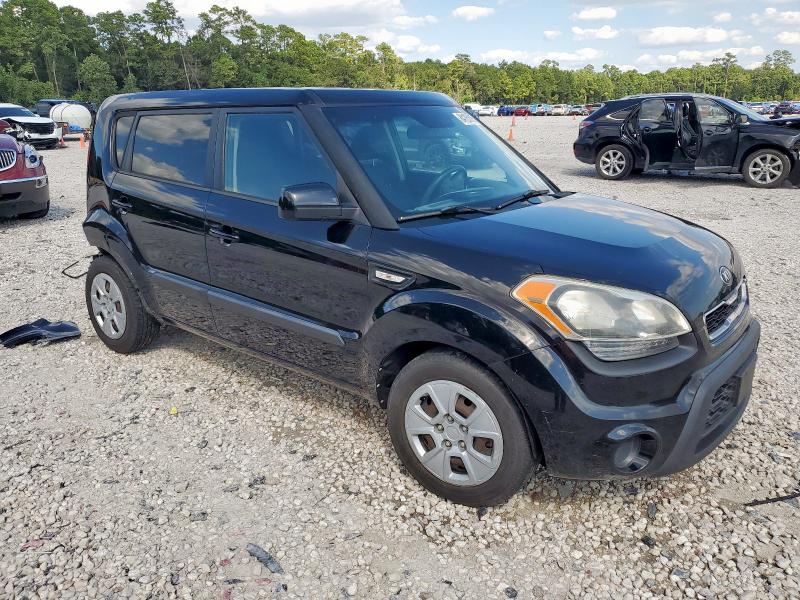 Photo 4 from auction – 2013 KIA SOUL with VIN KNDJT2A59D7616178