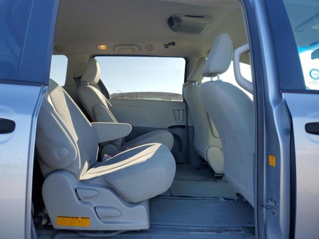 Photo 11 from auction – 2012 TOYOTA SIENNA with VIN 5TDZK3DC0CS202667