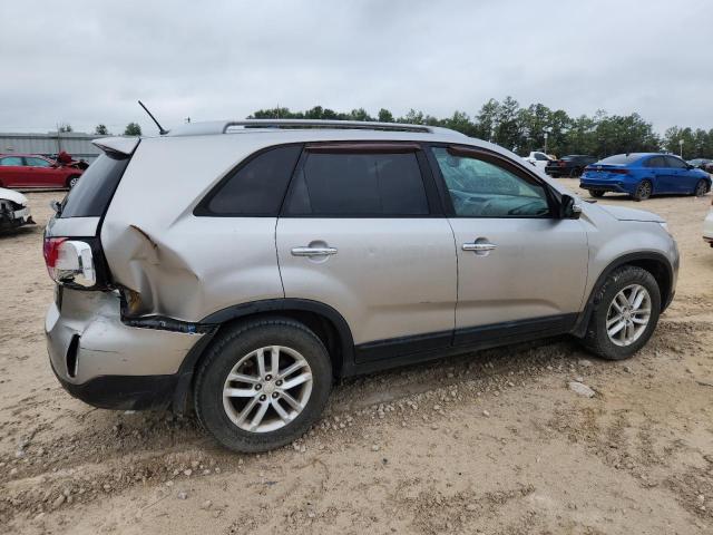Photo 3 from auction – 2014 KIA SORENTO LX with VIN 5XYKT3A63EG438033