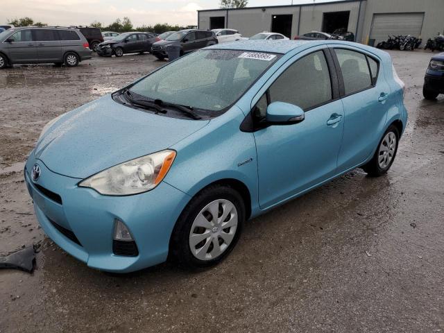 TOYOTA PRIUS C 2013 with VIN JTDKDTB36D1055235 - Photo from auction