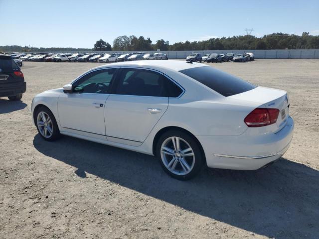Photo 2 from auction – 2014 VOLKSWAGEN PASSAT SEL with VIN 1VWCN7A35EC029030