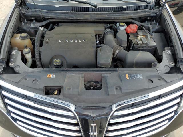 Photo 12 from auction – 2018 LINCOLN MKT with VIN 2LMHJ5NK2JBL01943