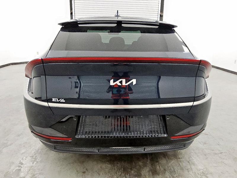 Photo 6 from auction – 2023 KIA EV6 LIGHT with VIN KNDC34LA2P5128057