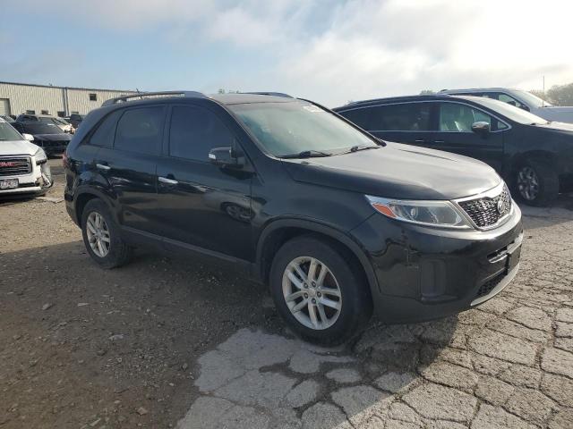 Photo 4 from auction – 2015 KIA SORENTO LX with VIN 5XYKTDA75FG648052