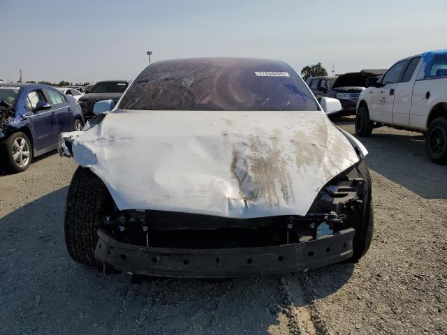 Photo 5 from auction – 2016 TESLA MODEL X with VIN 5YJXCAE26GF004023