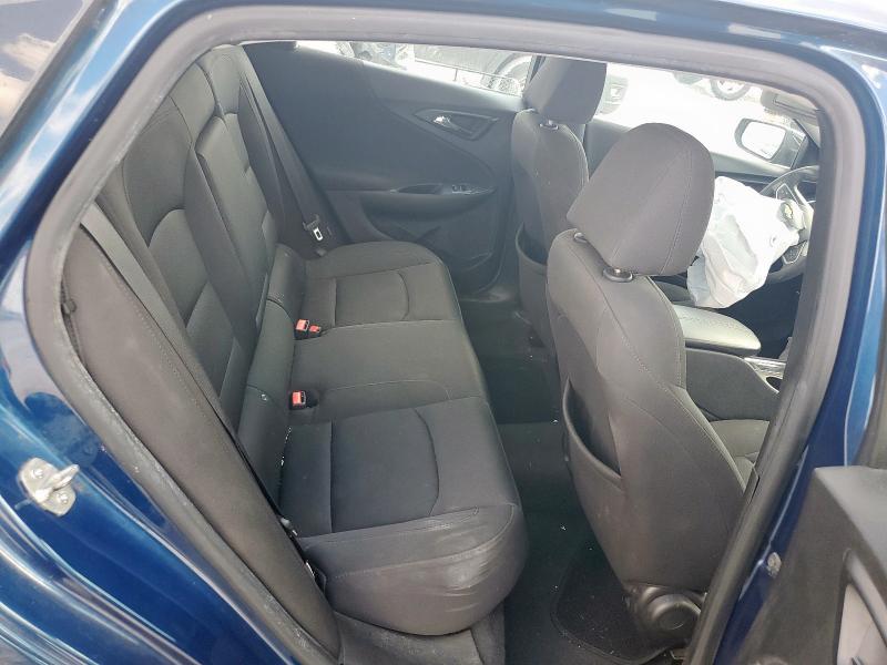 Photo 10 from auction – 2019 CHEVROLET MALIBU LT with VIN 1G1ZD5ST4KF128315
