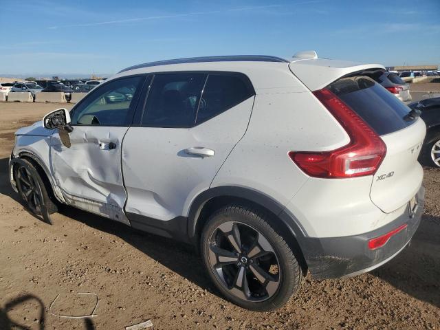 Photo 2 from auction – 2020 VOLVO XC40 with VIN YV4162UK0L2323285