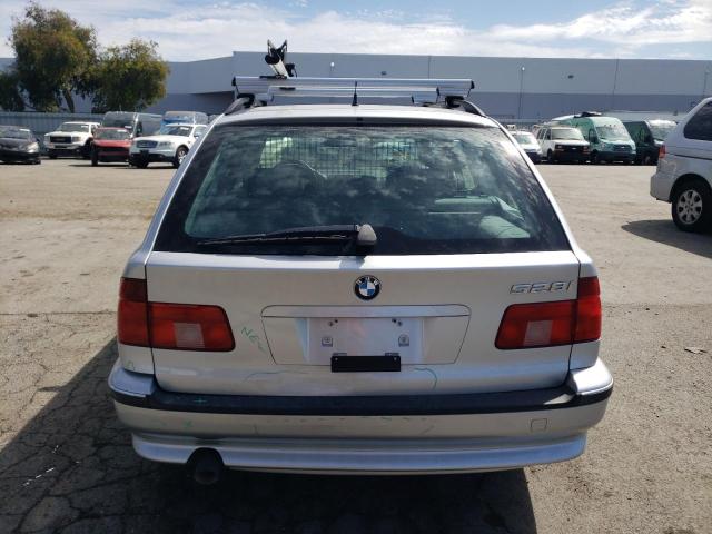 Photo 6 from auction – 1999 BMW 528 IT AUT with VIN WBADP6340XBV62331