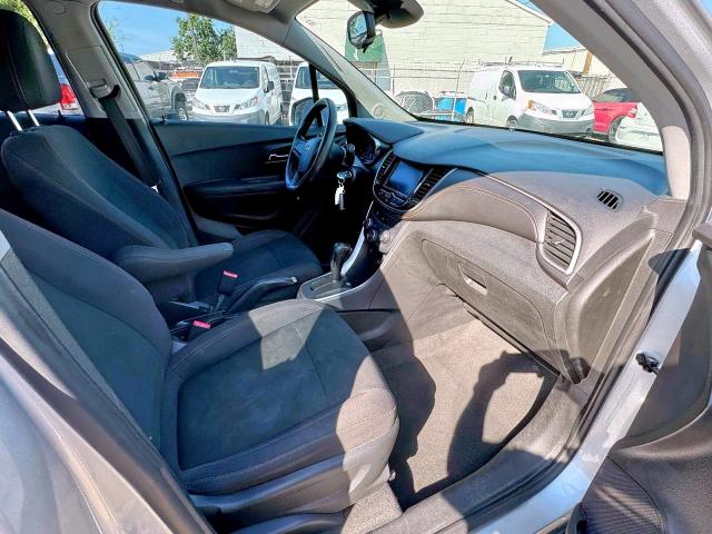 Photo 5 from auction – 2017 CHEVROLET TRAX LS with VIN 3GNCJKSB1HL286371
