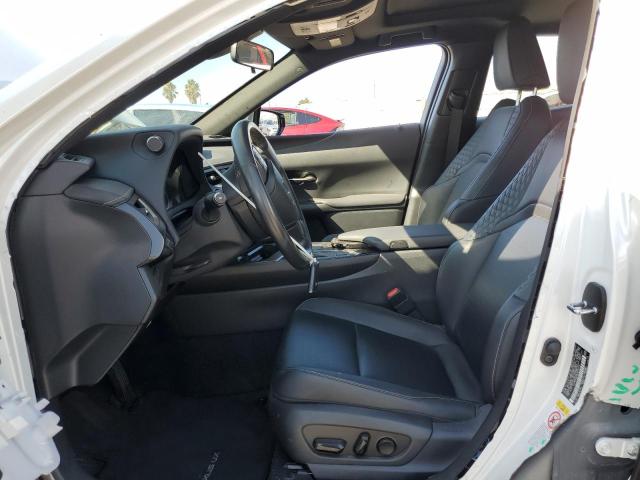 Photo 7 from auction – 2019 LEXUS UX 200 with VIN JTHY3JBHXK2002136