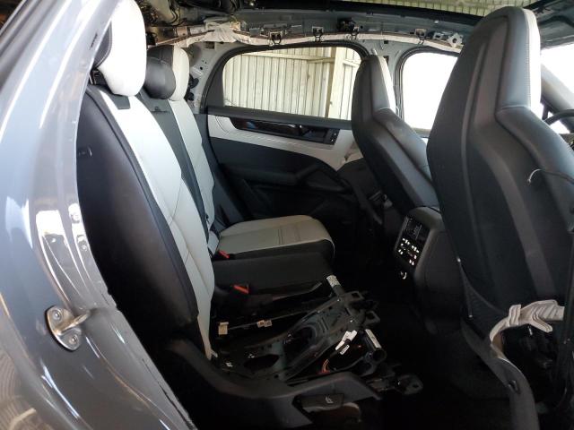 Photo 11 from auction – 2025 PORSCHE CAYENNE S COUPE with VIN WP1BL2AY9SDA39650