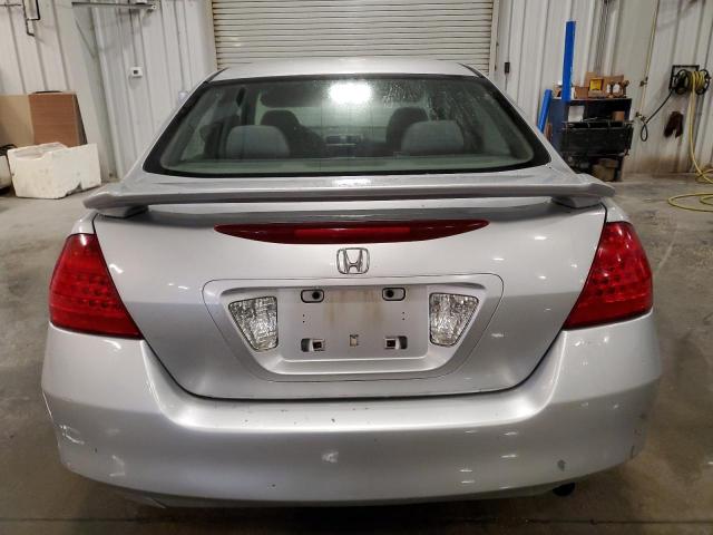 Photo 6 from auction – 2007 HONDA ACCORD with VIN JHMCM56317C011211