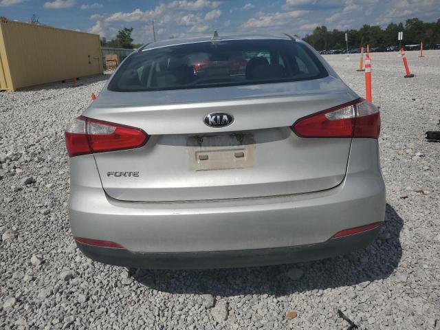 Photo 6 from auction – 2016 KIA FORTE LX with VIN KNAFK4A67G5512394