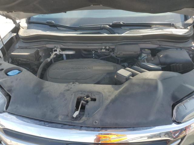 Photo 12 from auction – 2016 HONDA PILOT TOUR with VIN 5FNYF5H99GB037366