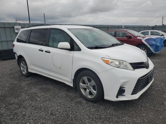 Photo 4 from auction – 2018 TOYOTA SIENNA L with VIN 5TDZZ3DC2JS908483