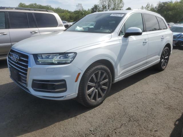 AUDI Q7 PREMIUM 2017 with VIN WA1LAAF7XHD005855 - Photo from auction