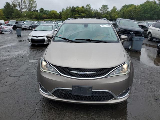 Photo 5 from auction – 2017 CHRYSLER PACIFICA T with VIN 2C4RC1BG1HR610392