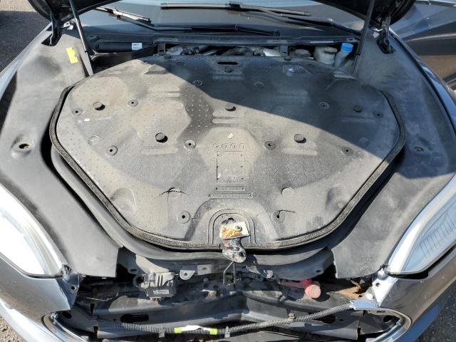 Photo 11 from auction – 2013 TESLA MODEL S with VIN 5YJSA1DN9DFP13925