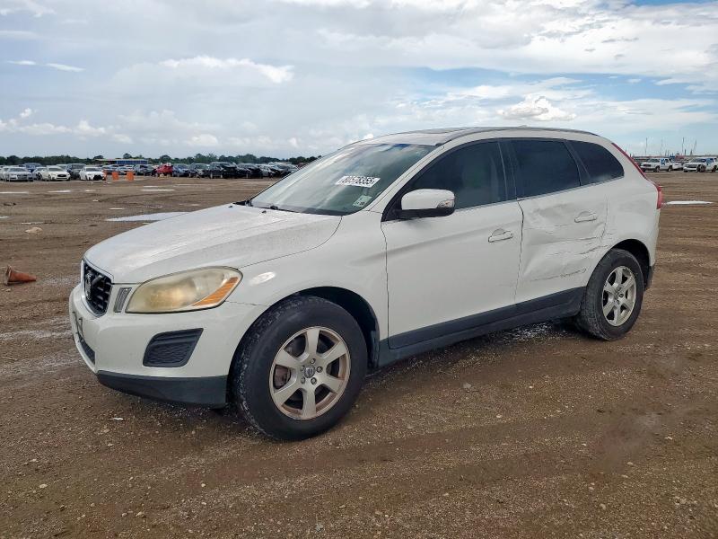 VOLVO XC60 2011 with VIN YV4952DL8B2213856 - Photo from auction