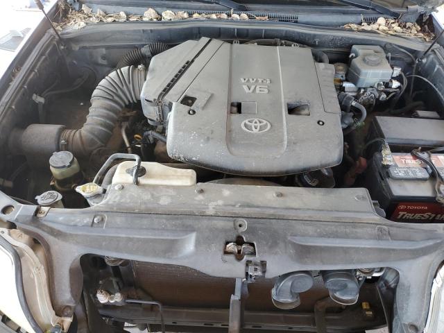 Photo 12 from auction – 2004 TOYOTA 4RUNNER SR with VIN JTEBU14R940035505