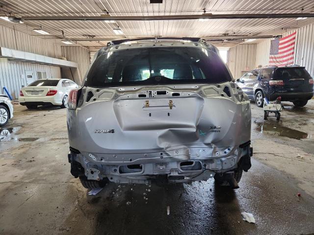 Photo 6 from auction – 2017 TOYOTA RAV4 XLE with VIN 2T3RFREV6HW688852