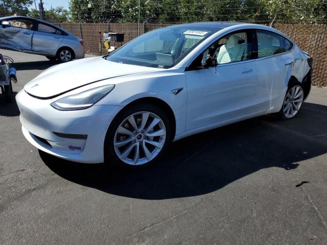 TESLA MODEL 3 2018 with VIN 5YJ3E1EB7JF098056 - Photo from auction