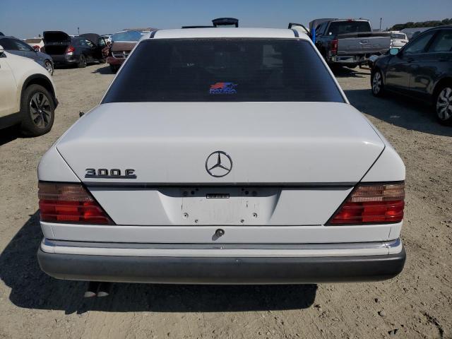 Photo 6 from auction – 1992 MERCEDES-BENZ 300 E with VIN WDBEA30D9NB761465