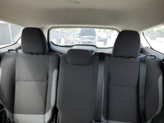 Photo 10 from auction – 2015 FORD ESCAPE S with VIN 1FMCU0F76FUB74237