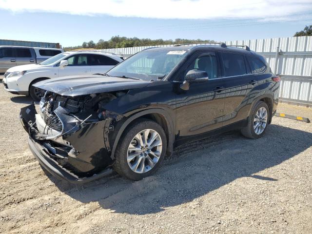 TOYOTA HIGHLANDER 2021 with VIN 5TDDZRBH5MS120989 - Photo from auction