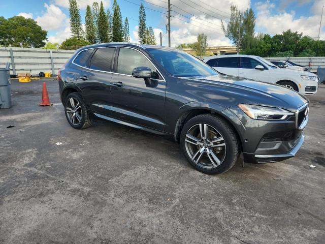 Photo 4 from auction – 2018 VOLVO XC60 T5 with VIN LYV102RK5JB118084