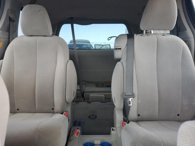 Photo 10 from auction – 2013 TOYOTA SIENNA LE with VIN 5TDKK3DC2DS365145