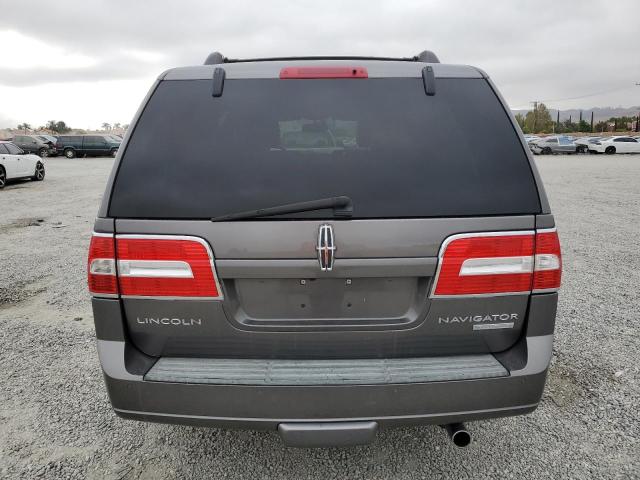 Photo 6 from auction – 2011 LINCOLN NAVIGATOR with VIN 5LMJJ2J56BEJ01212
