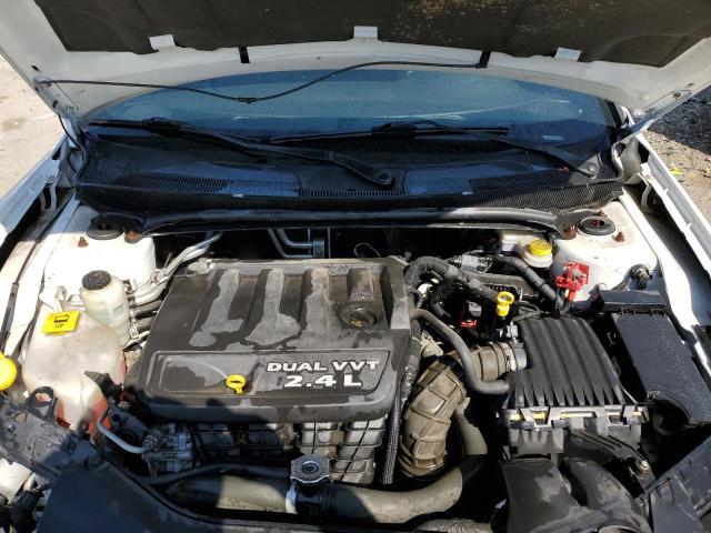 Photo 11 from auction – 2013 CHRYSLER 200 LX with VIN 1C3CCBABXDN704929