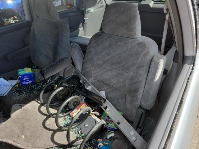 Photo 10 from auction – 2002 HONDA ODYSSEY EX with VIN 2HKRL18632H538291