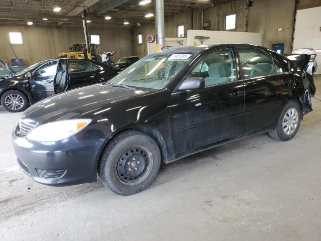 TOYOTA CAMRY LE 2005 with VIN 4T1BE32K75U102417 - Photo from auction
