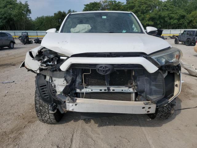 Photo 5 from auction – 2014 TOYOTA 4RUNNER LI with VIN JTEBU5JR5E5171159